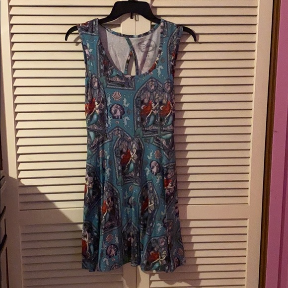 Ariel Dress - Picture 1 of 3